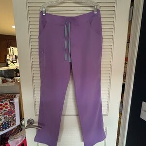 Figs Kade Cargo Pant - Lilac Dawn L/T